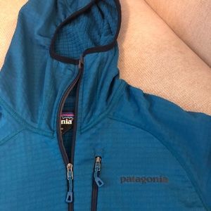 NWOT Men’s Patagonia half zip